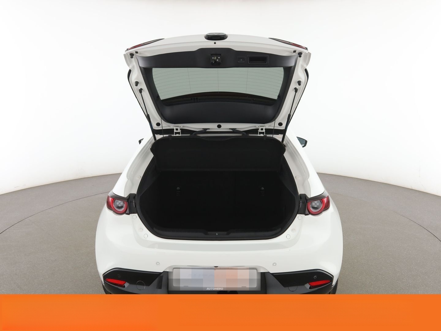 Mazda 3 2.0 Skyactiv-G Mild-Hybrid Selection Aut.*NAVI foto 17