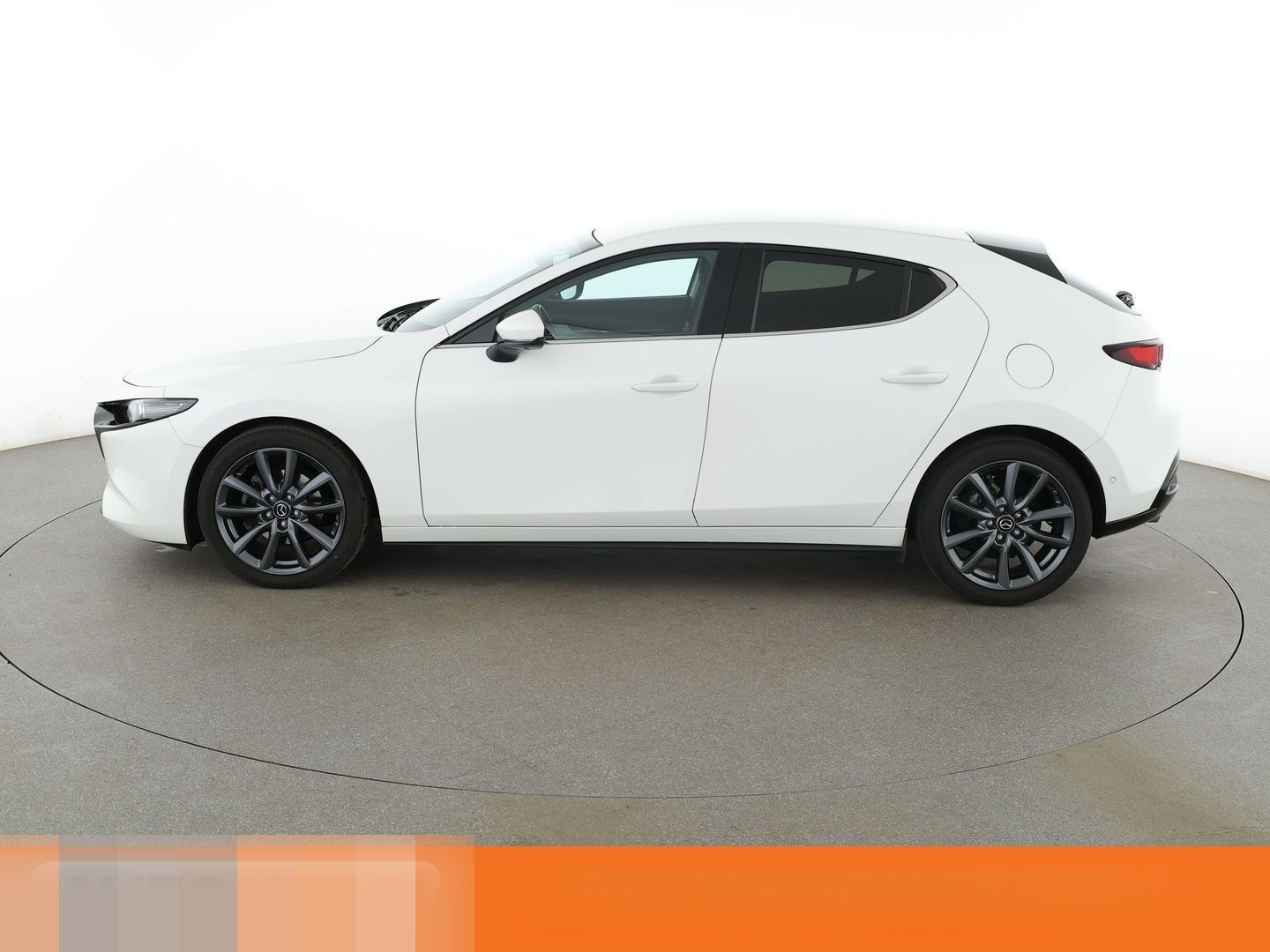 Mazda 3 2.0 Skyactiv-G Mild-Hybrid Selection Aut.*NAVI foto 3