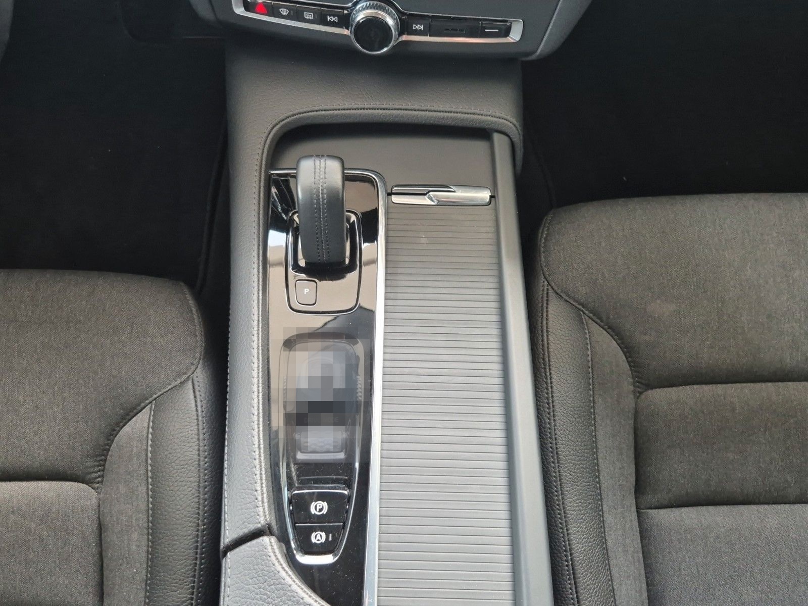 Volvo V90 B4 Momentum Pro H&K LED Kamera Standhzg. foto 15