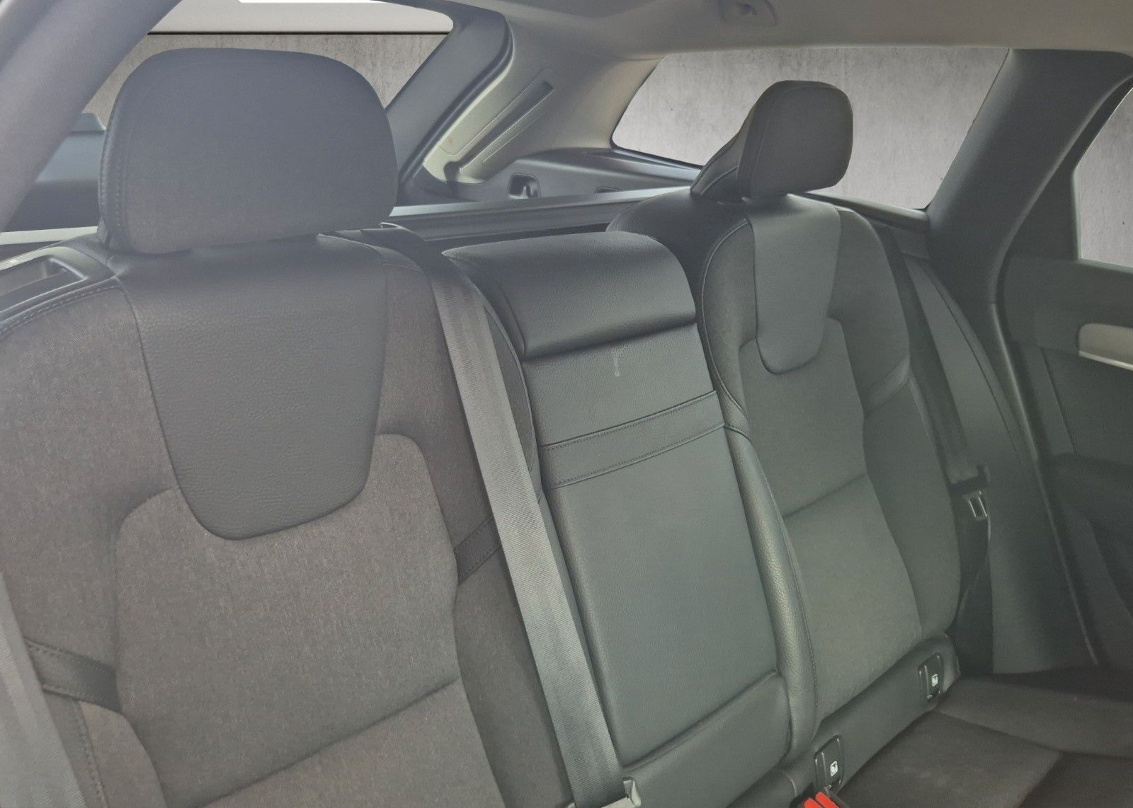 Volvo V90 B4 Momentum Pro H&K LED Kamera Standhzg. foto 17