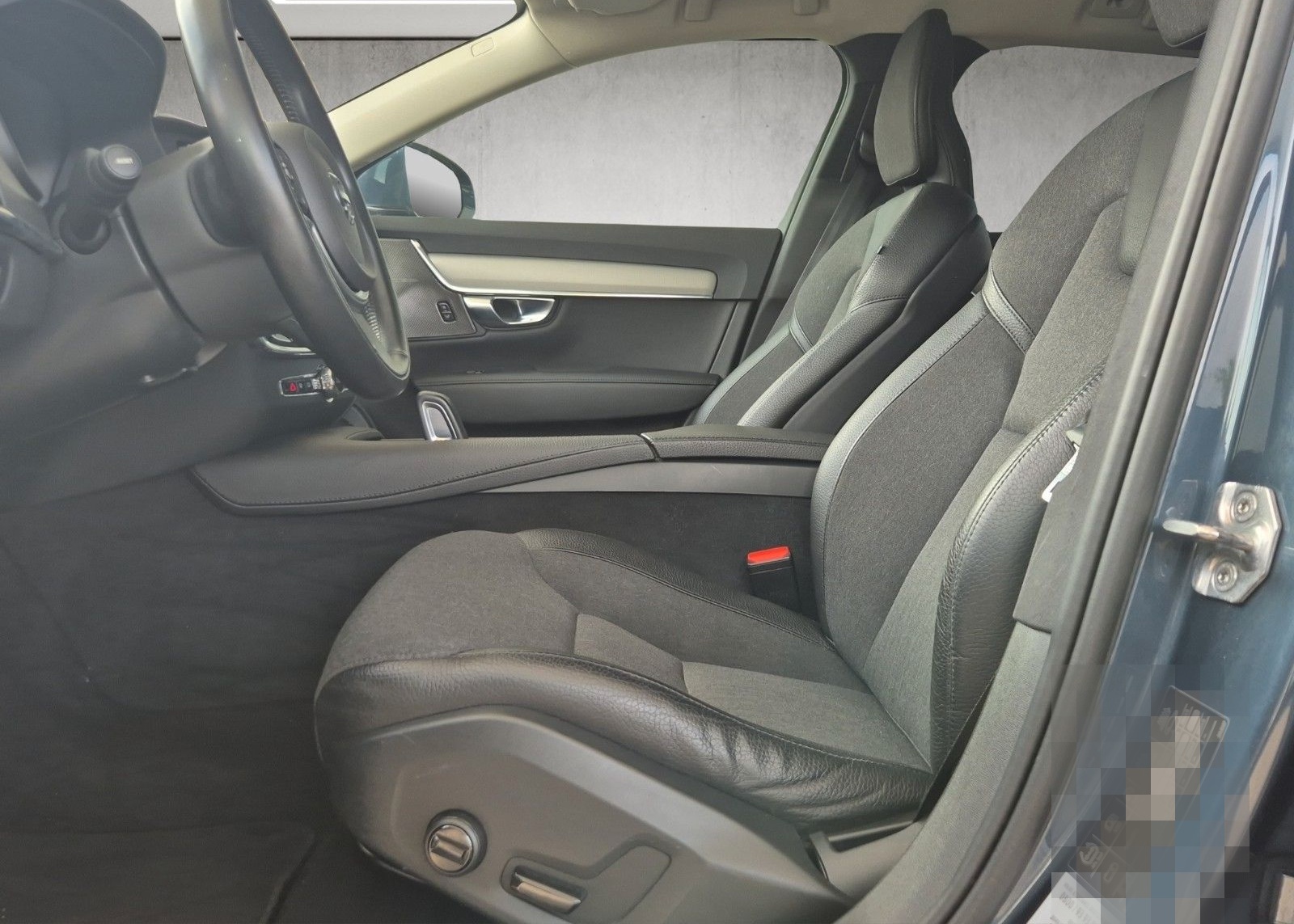 Volvo V90 B4 Momentum Pro H&K LED Kamera Standhzg. foto 9