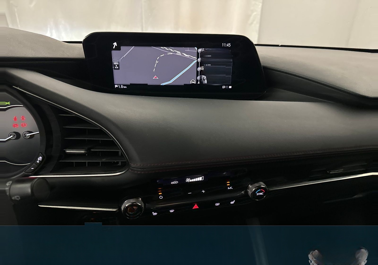 Mazda 3 HOMURA e-SKYACTIV-G 2.0 M HYBRID DRIVE foto 12