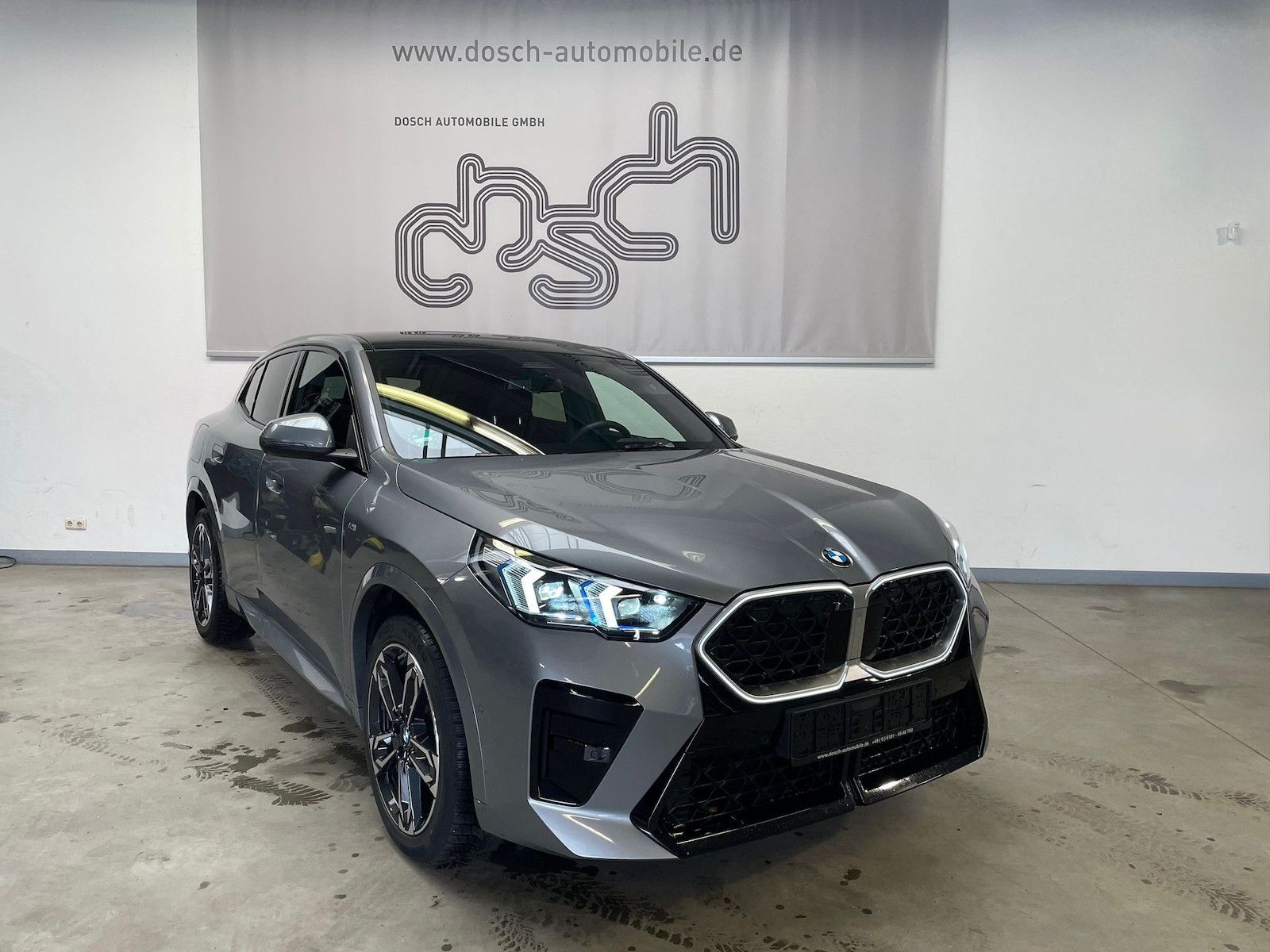 BMW X2 18 d sDr M Sport PANO ICONIC HUD Dr. Assist foto 1