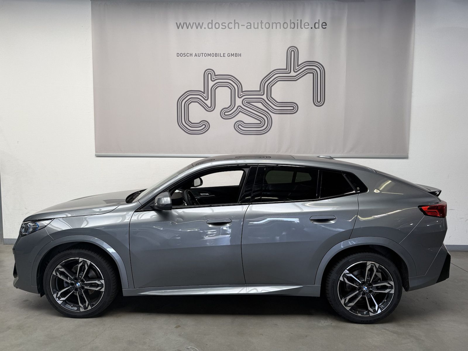 BMW X2 18 d sDr M Sport PANO ICONIC HUD Dr. Assist foto 2