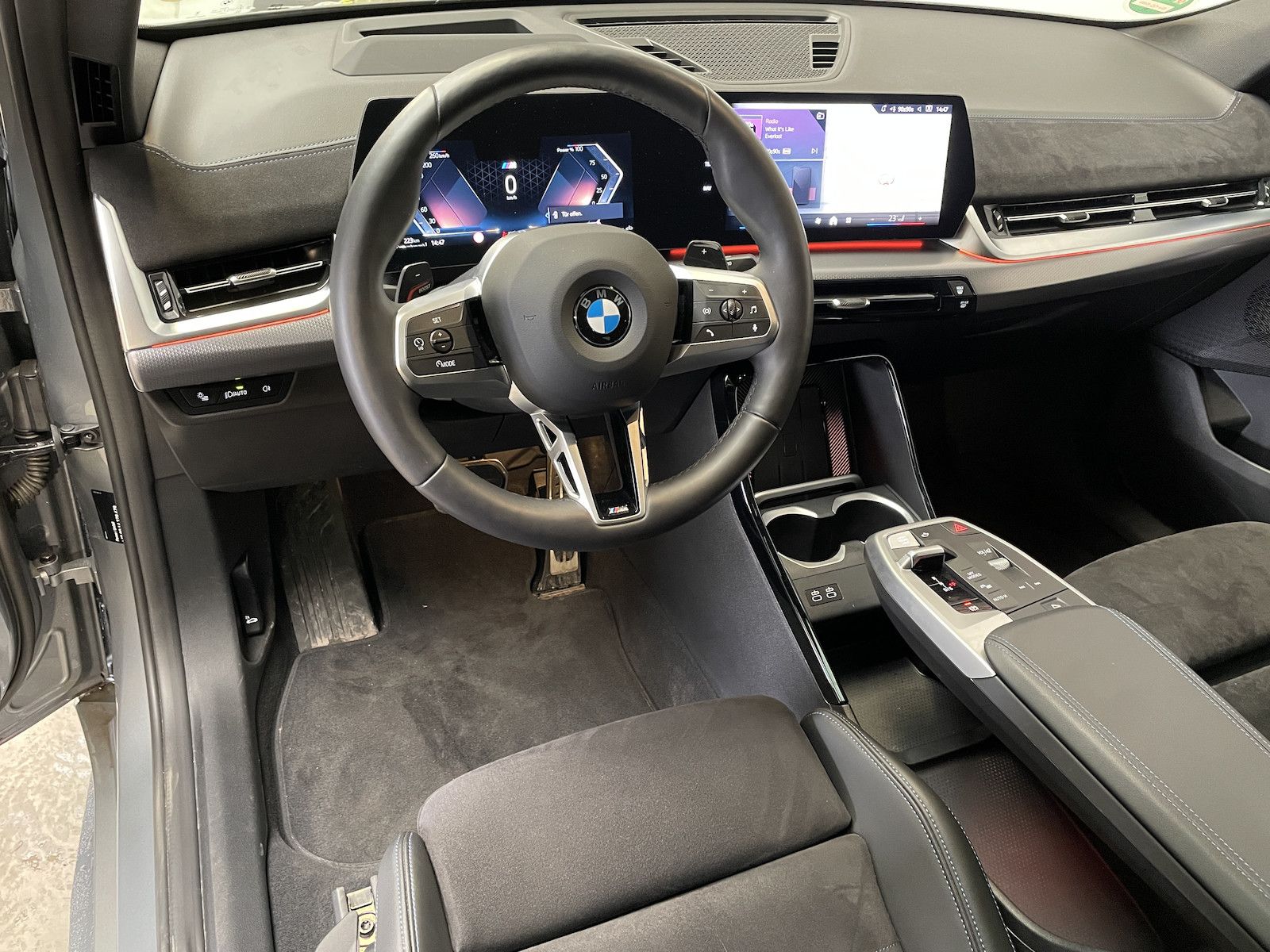 BMW X2 18 d sDr M Sport PANO ICONIC HUD Dr. Assist foto 5