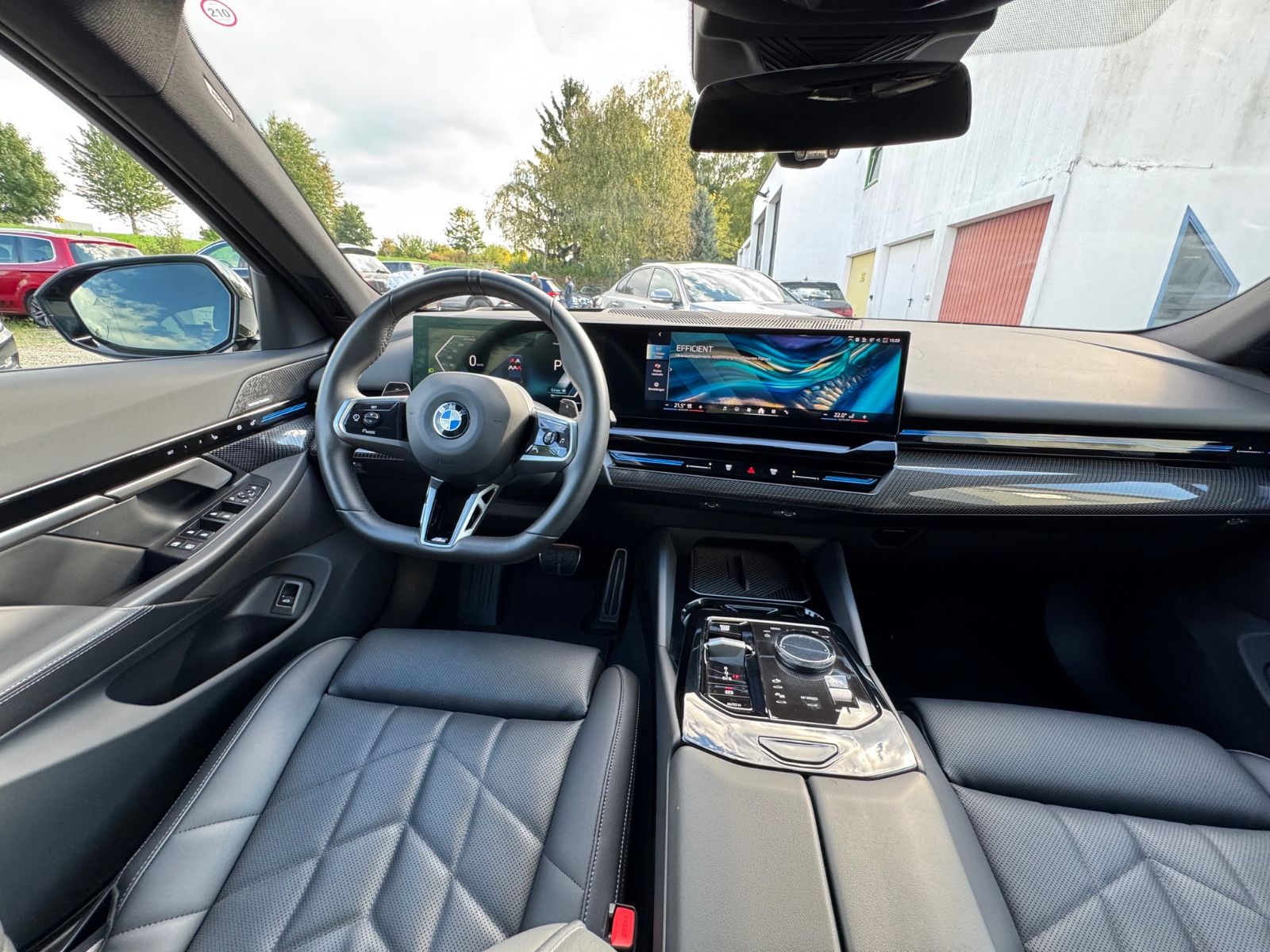 BMW 520d A/M Paket/Panorama/AHK/Head-Up/360 Kamera foto 5