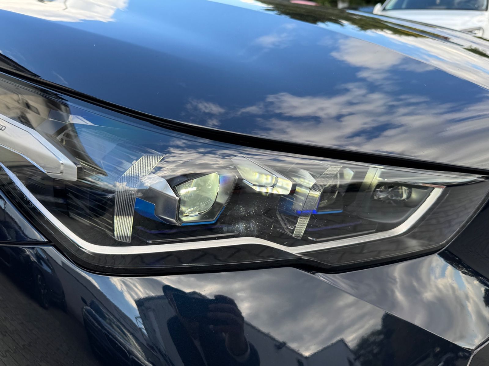 BMW 520d A/M Paket/Panorama/AHK/Head-Up/360 Kamera foto 8