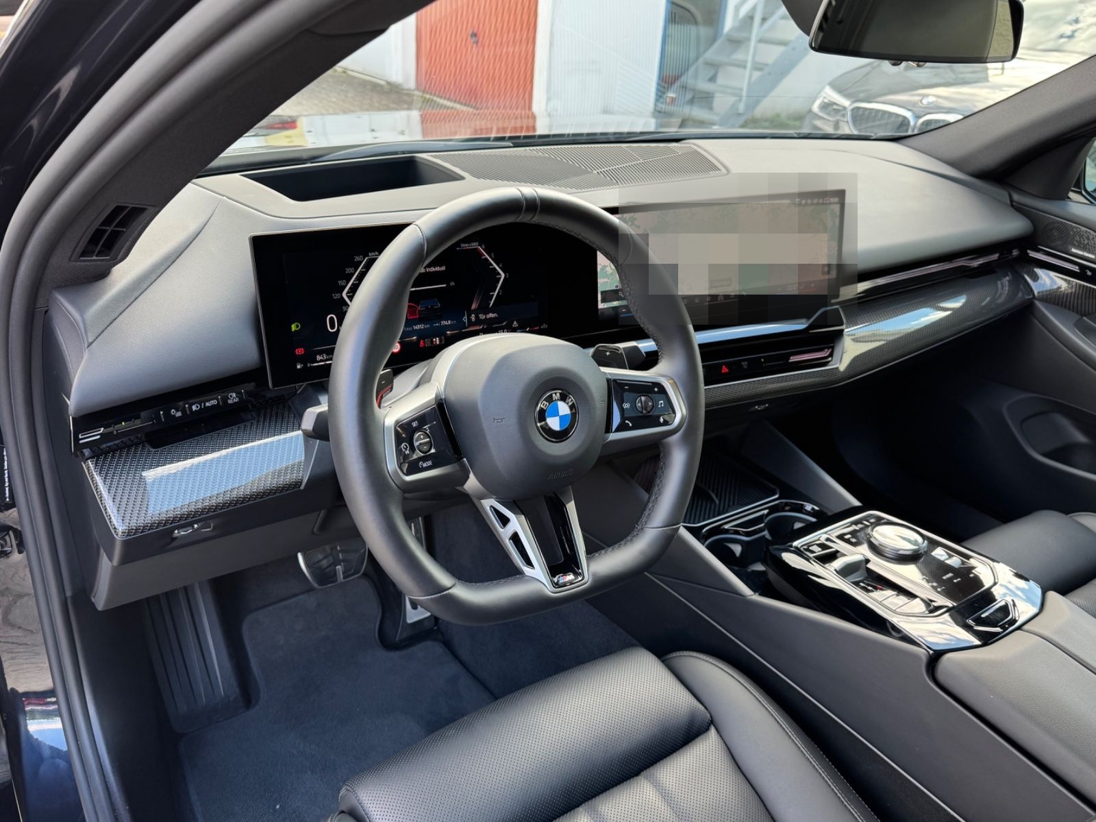 BMW 520d A/M Paket/Panorama/AHK/Head-Up/360 Kamera foto 9