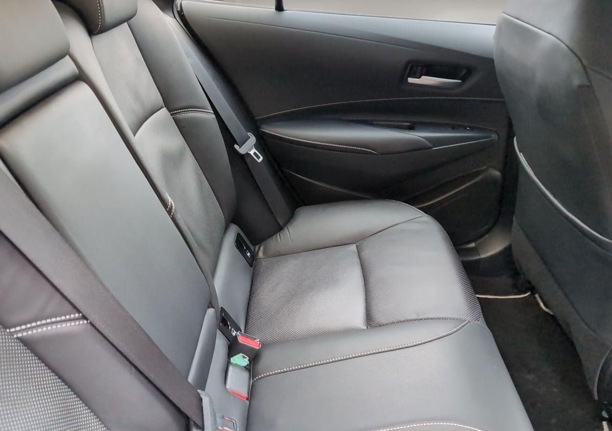 Toyota Corolla 2.0 Hybrid Lounge~HuD~JBL~Leder foto 19