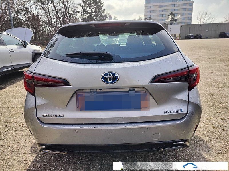 Toyota Corolla 1.8 e-CVT Hybrid Dynamic Aut. LED ACC N foto 5