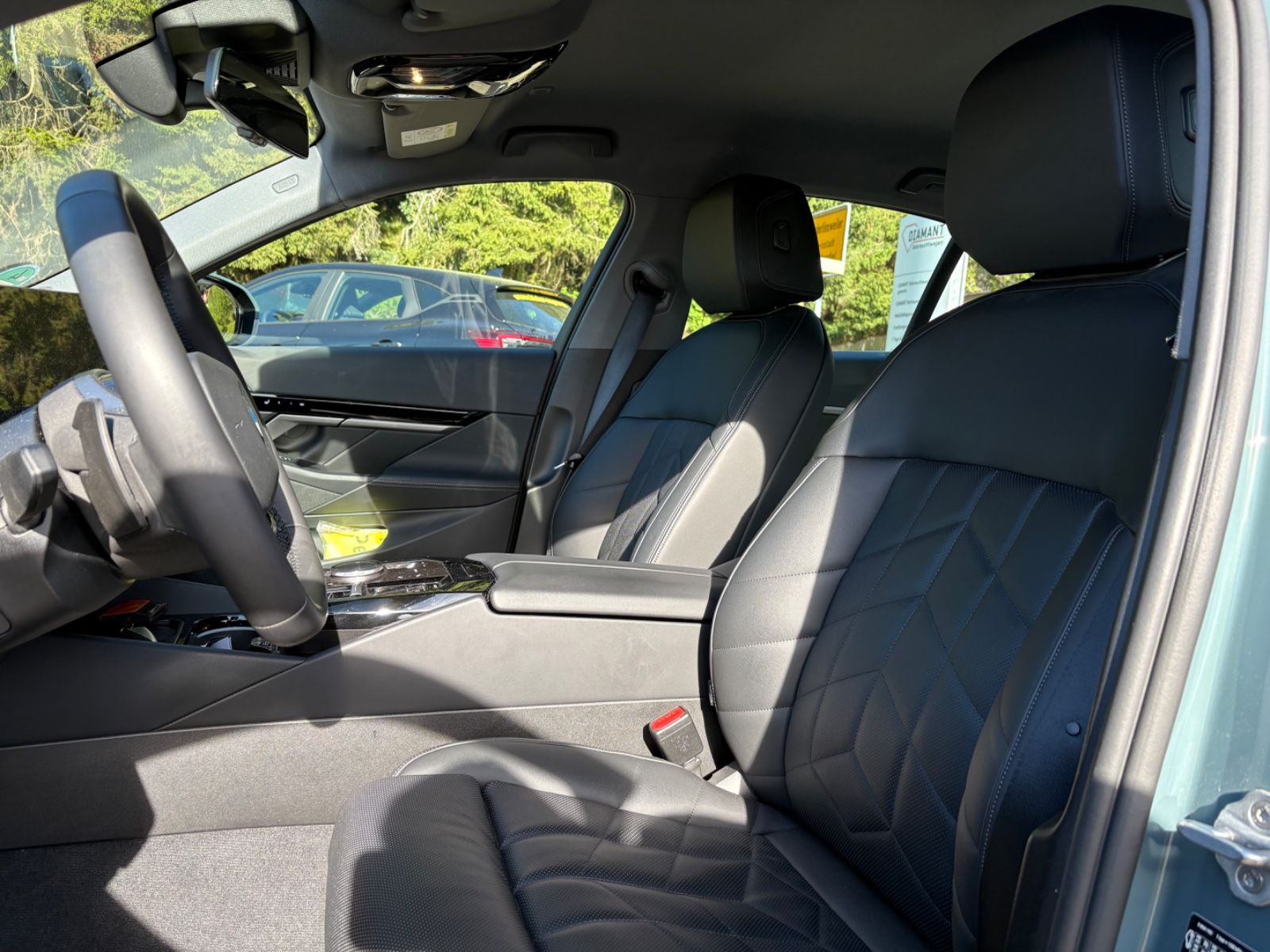 BMW 520d xDrive  Automatik/Kamera/Navi/Leder foto 8