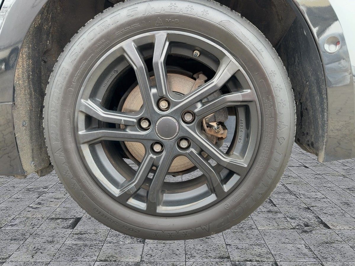 Toyota Corolla TS 2.0 Hybrid TEAM D Bi-LED+NAV+ACC+SHZ foto 8