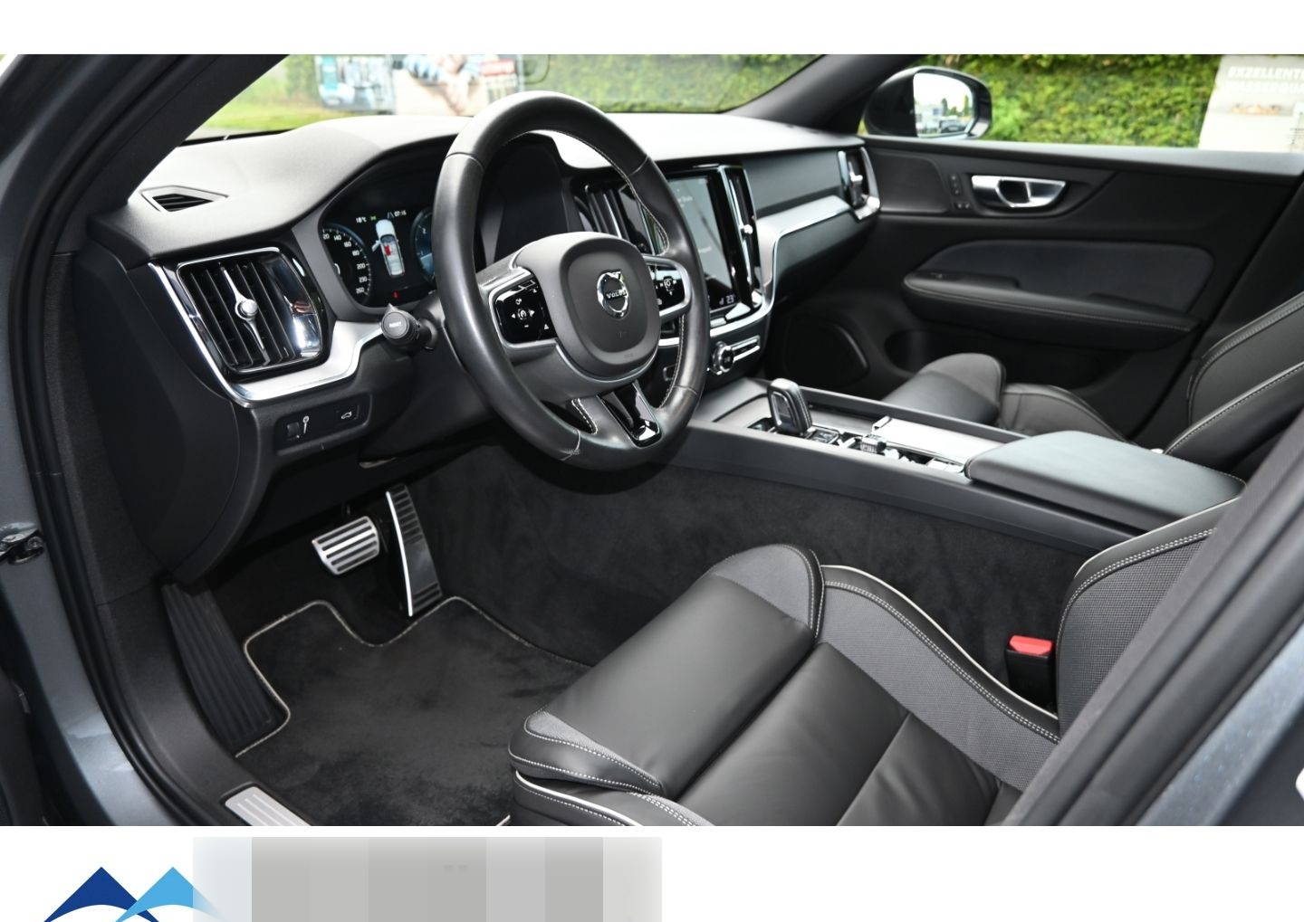 Volvo V60 B4 R Design/ACC/StandH/H&K/Memory/20''/Kamer foto 2