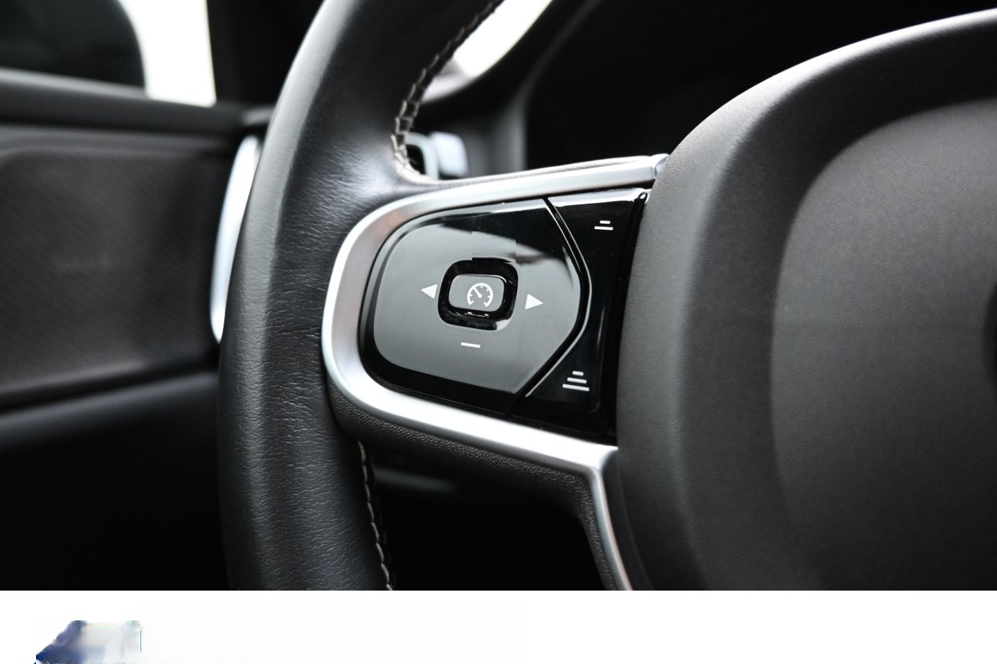 Volvo V60 B4 R Design/ACC/StandH/H&K/Memory/20''/Kamer foto 12