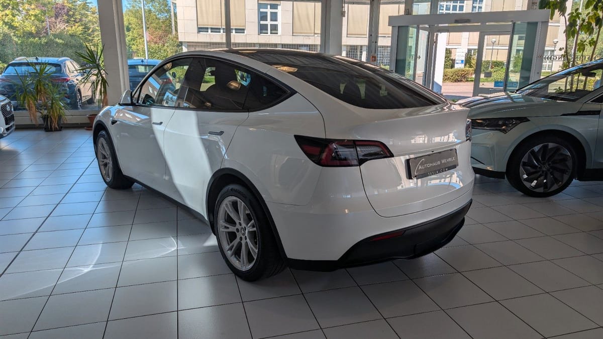 Tesla Model Y RWD AHK Matrix foto 5