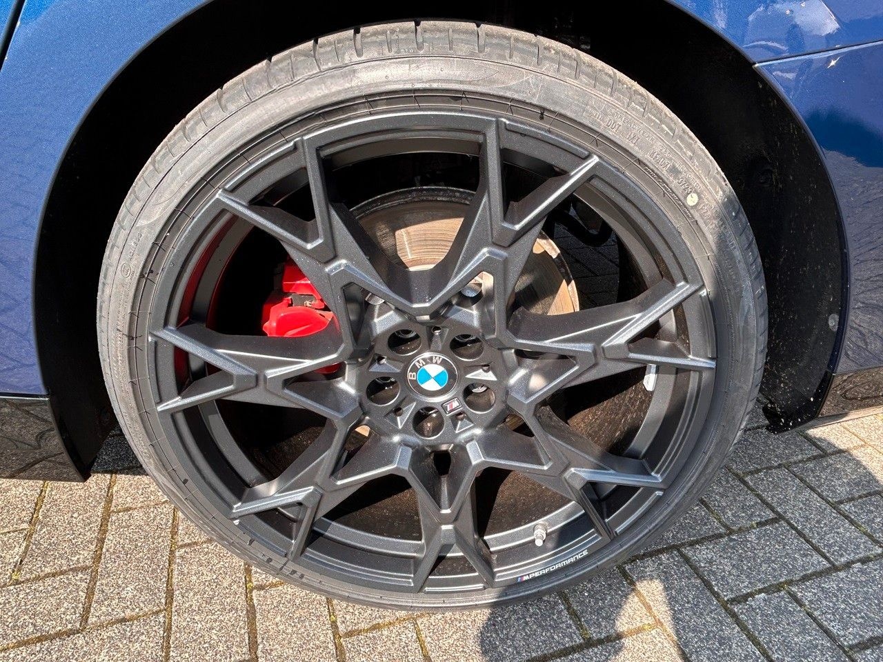 BMW 540d xDrive Limousine M Sport Pro / Glasdach foto 12