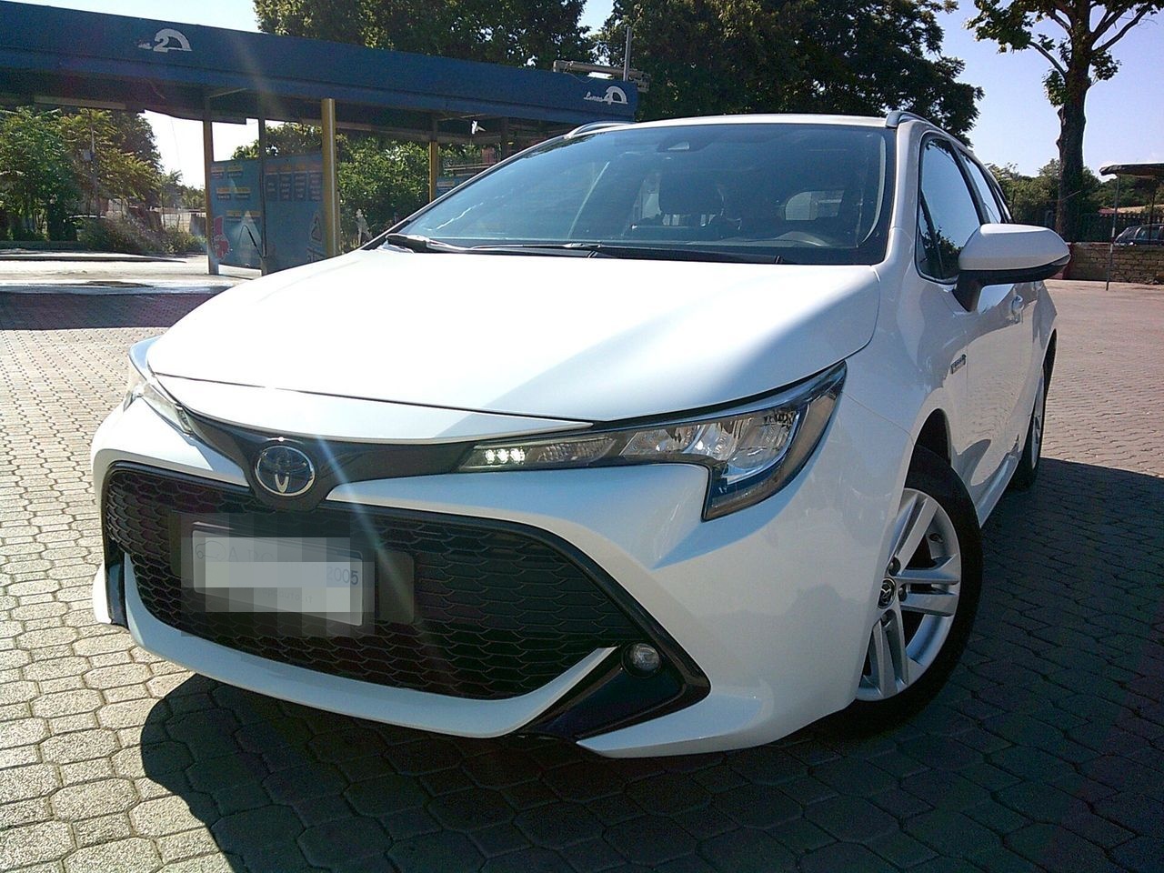 Toyota Corolla Touring Sports 1.8 Hybrid Busines foto 1