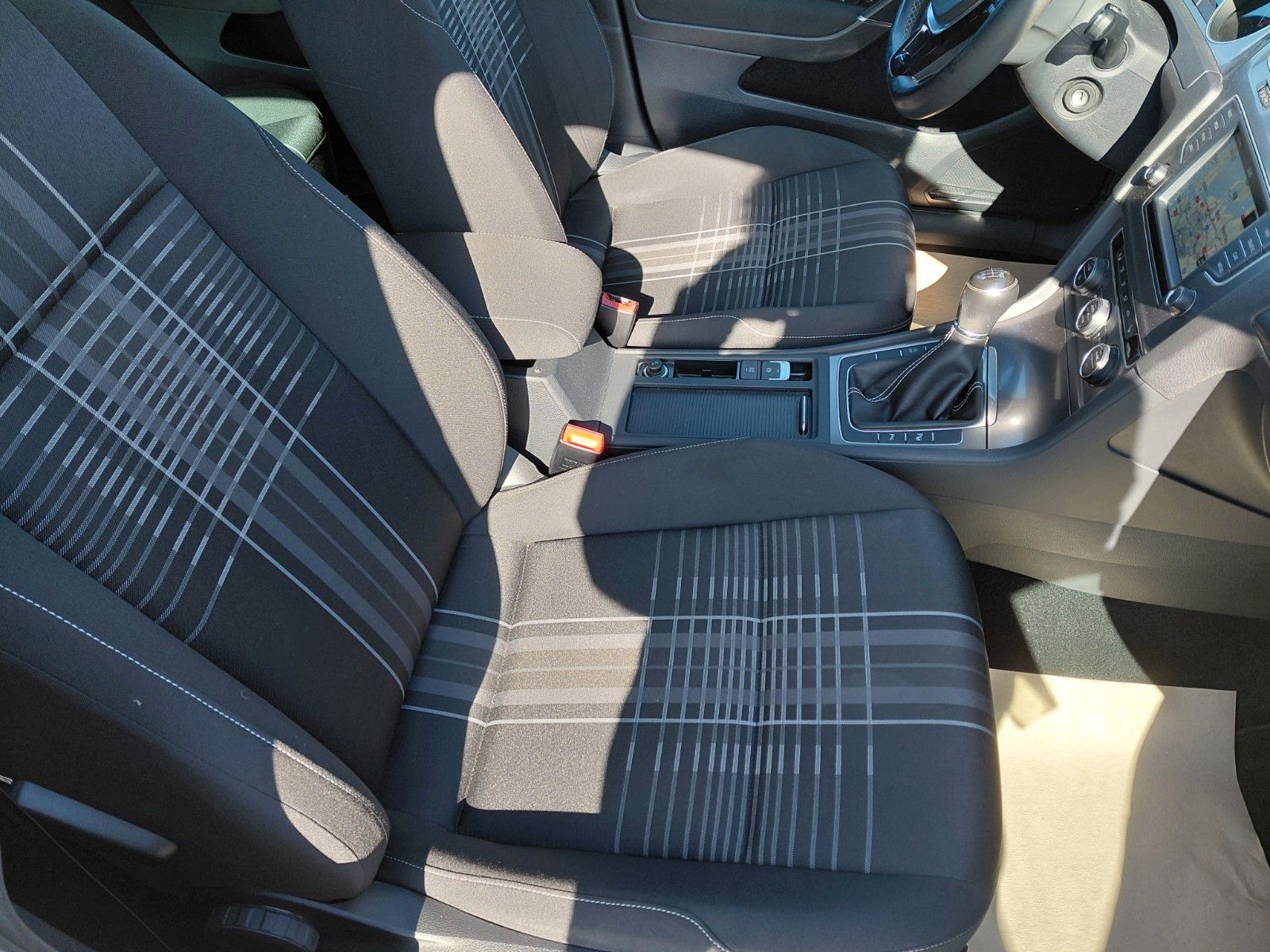 Volkswagen Golf VII Lim. Lounge BMT foto 14