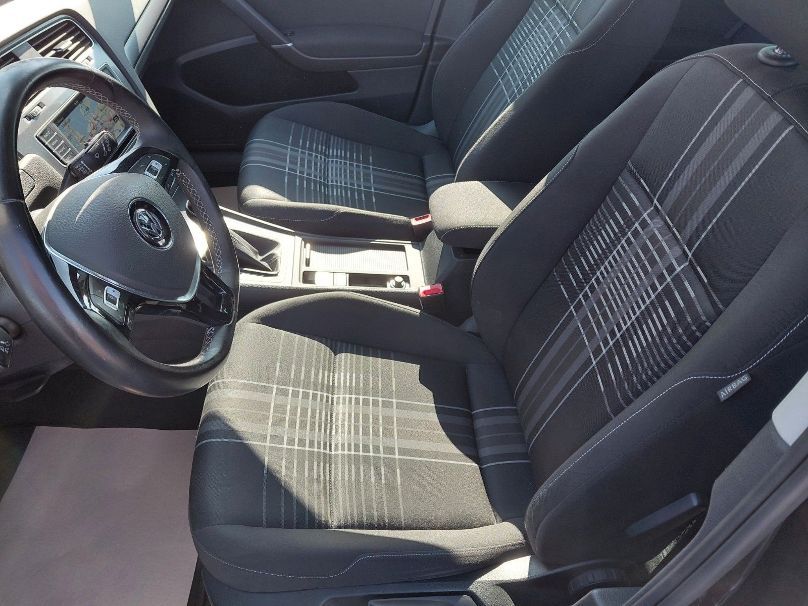 Volkswagen Golf VII Lim. Lounge BMT foto 10