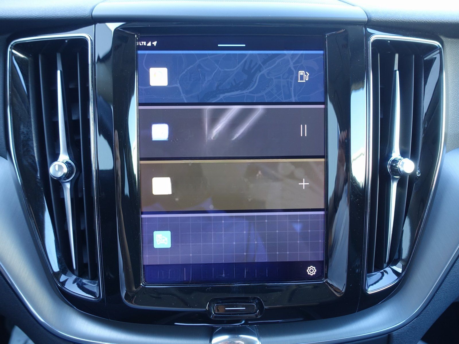 Volvo XC60 B4 Benzin Momentum Pro R-KAMERA/ACC foto 15