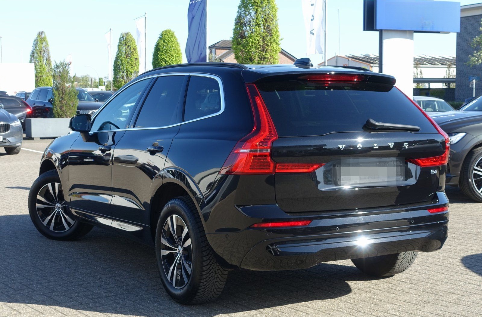 Volvo XC60 B4 Benzin Momentum Pro R-KAMERA/ACC foto 3