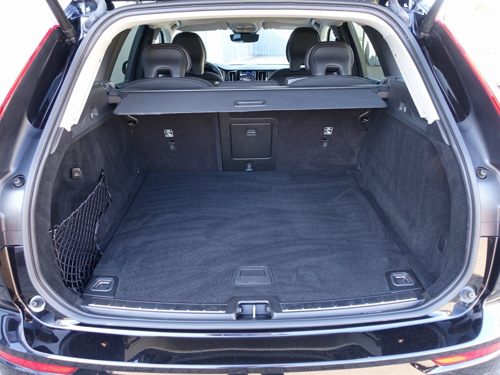 Volvo XC60 B4 Benzin Momentum Pro R-KAMERA/ACC foto 23