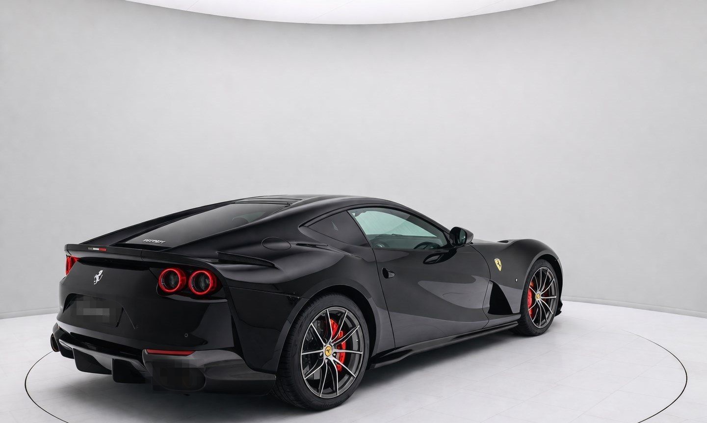 Ferrari 812 Superfast FULL CARBONFIBRE - FERRARI HAMBURG foto 6