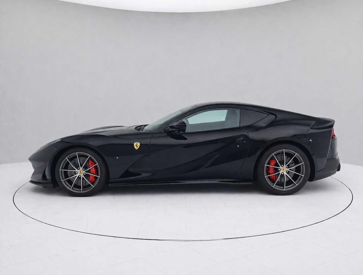 Ferrari 812 Superfast FULL CARBONFIBRE - FERRARI HAMBURG foto 9