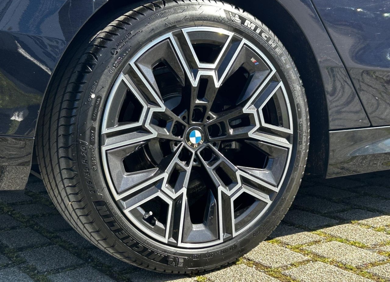 BMW 520d M Sport AutoBahnAss.SuView ACC HUD AHK 20" foto 8