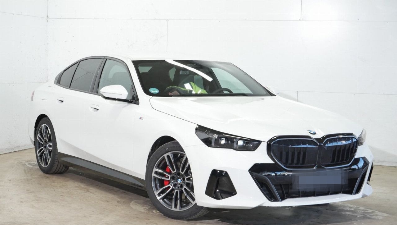 BMW 520d xDr.M Sport Pro HUD SuView.Sitzbel.Ha/K.AHK foto 2