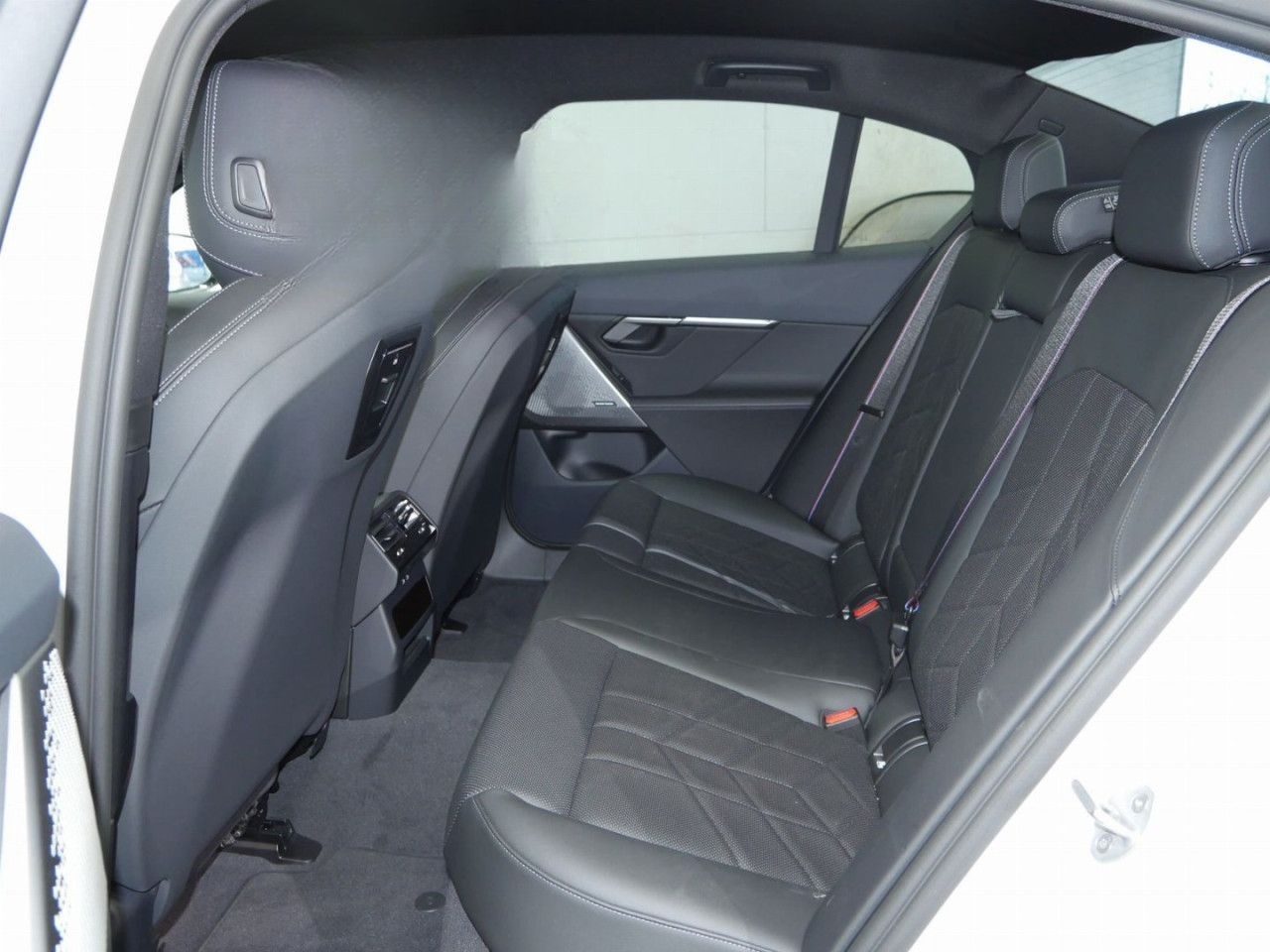 BMW 520d xDr.M Sport Pro HUD SuView.Sitzbel.Ha/K.AHK foto 12
