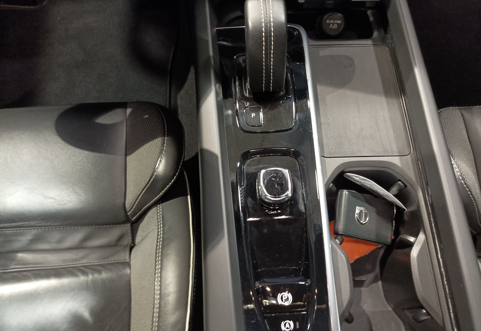 Volvo XC 60 B5 Benzin 2WD  LED|NAV|PDC|Pano|AHK|SHZ foto 12