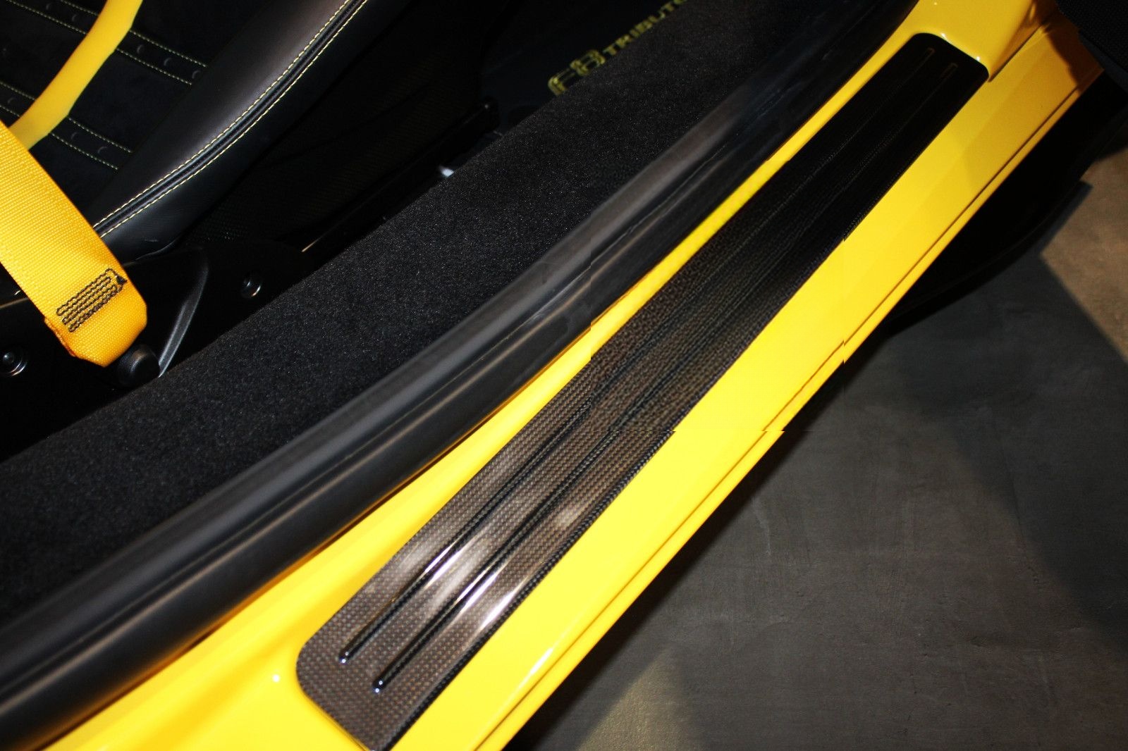 Ferrari F8 TRIBUTO COUPE CARBON/RACING-SEATS/LIFT/JBL foto 15