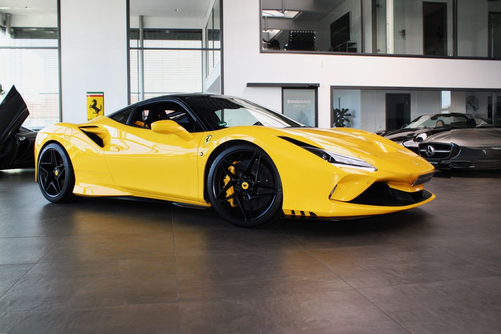 Ferrari F8 TRIBUTO COUPE CARBON/RACING-SEATS/LIFT/JBL foto 19