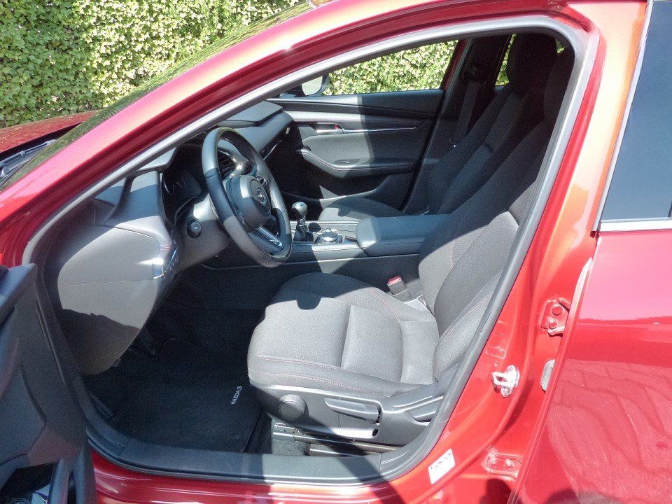 Mazda 3 SKYACTIV-G 150PS HOMURA foto 9