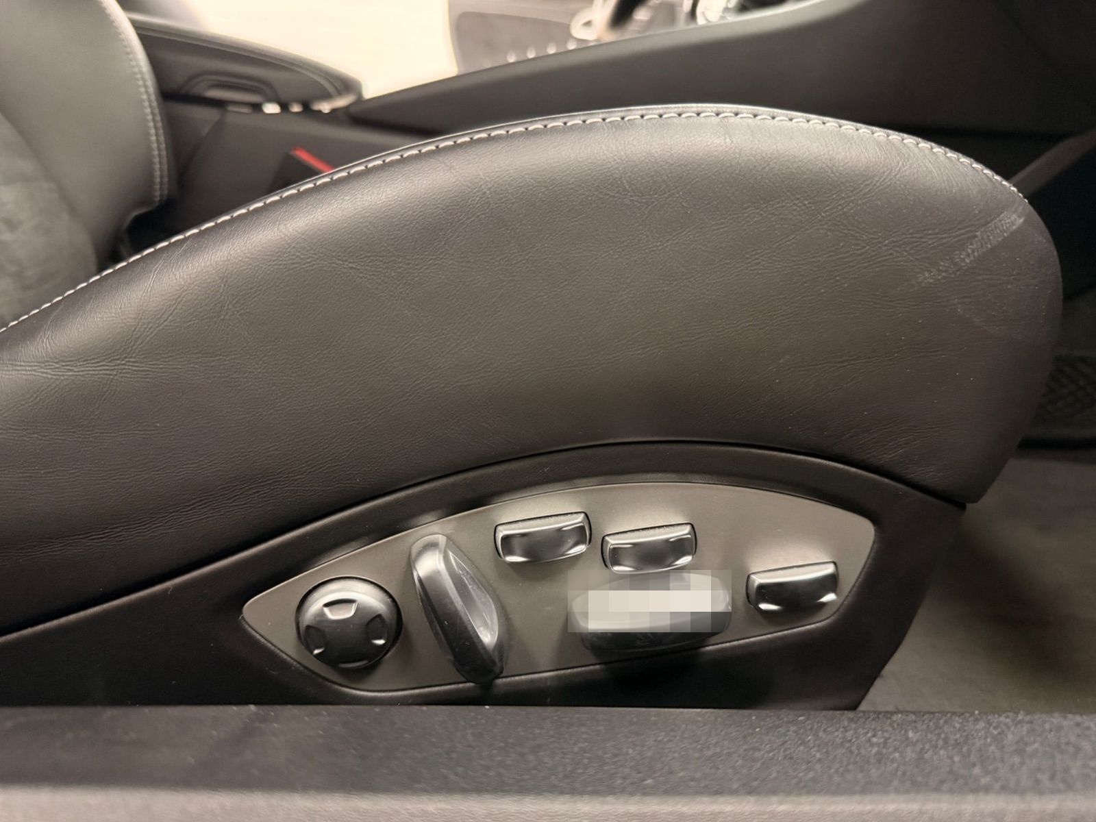 Porsche 911 Carrera 4 GTS*PANO*BOSE*CHRONO*MEMORY* foto 16