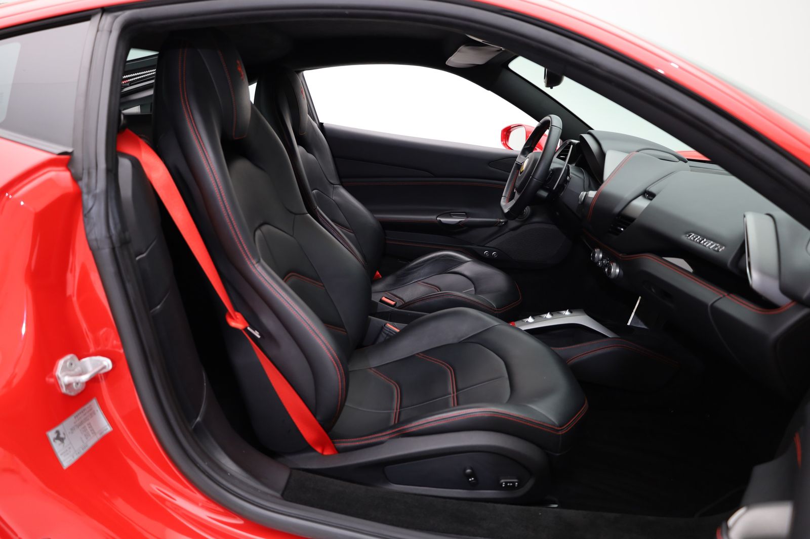 Ferrari 488 GTB - FERRARI HAMBURG foto 19