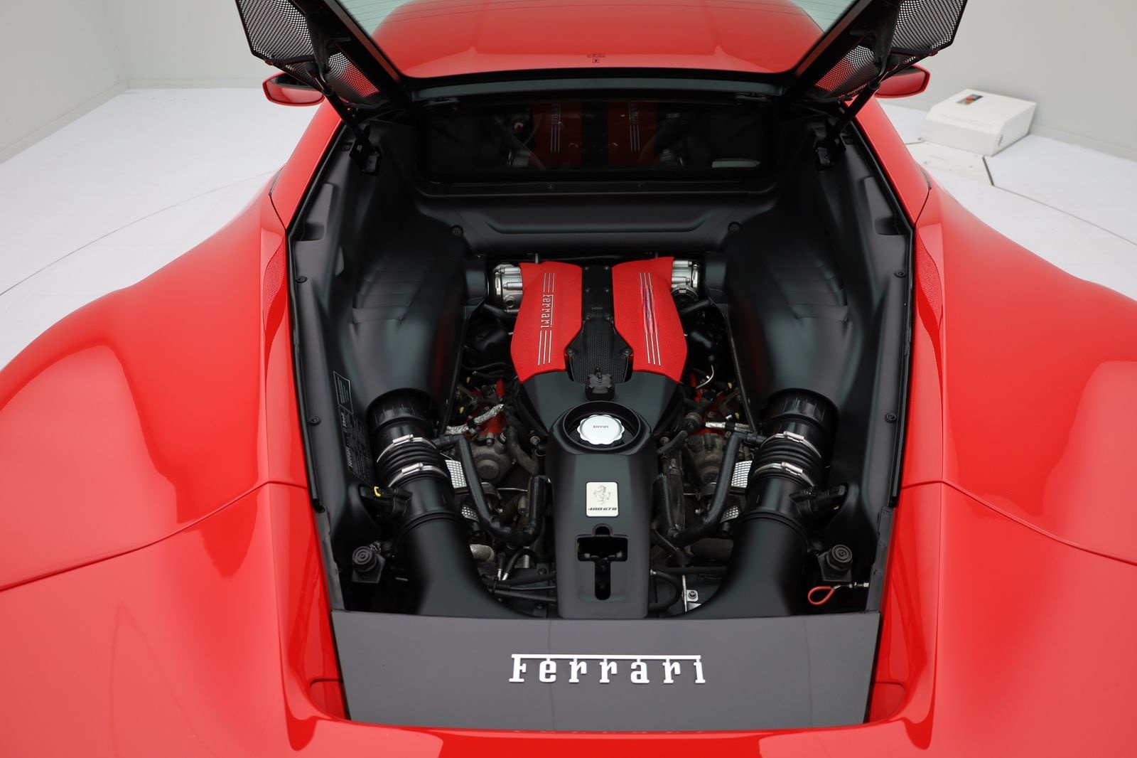 Ferrari 488 GTB - FERRARI HAMBURG foto 24