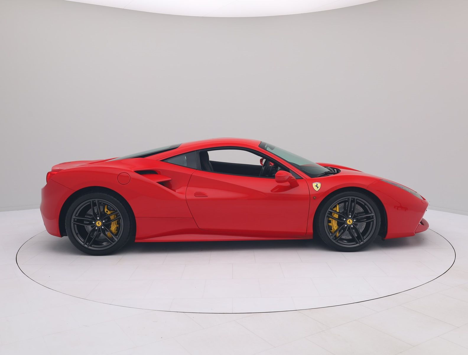 Ferrari 488 GTB - FERRARI HAMBURG foto 5