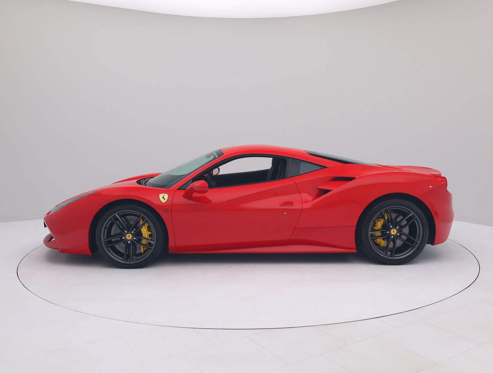 Ferrari 488 GTB - FERRARI HAMBURG foto 10