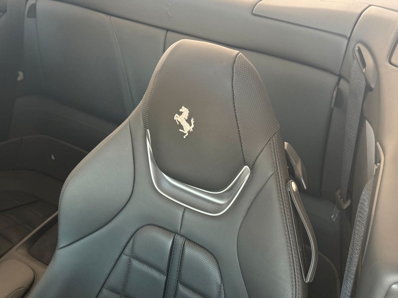 Ferrari Portofino   ***Ferrari Frankfurt*** foto 13