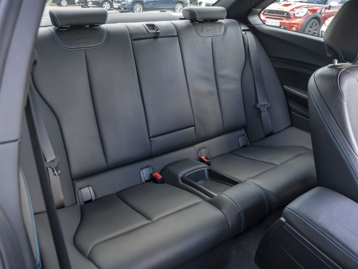BMW M2 Coupé DE-Fzg LCI ohne OPF 19Z adLED DrA KAMER foto 4