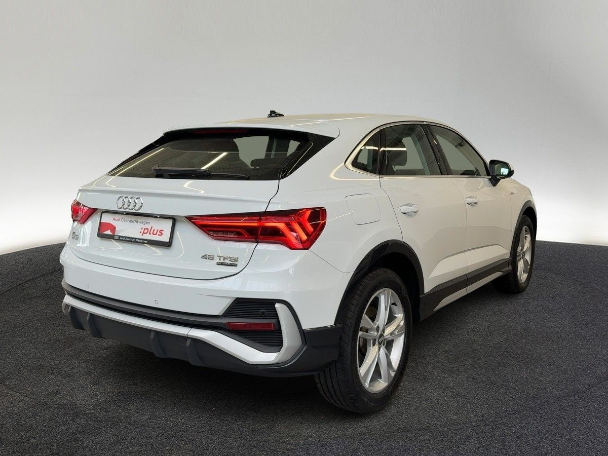 Audi Q3 Sportback S line 45 TFSI quattro Navi virtual foto 5