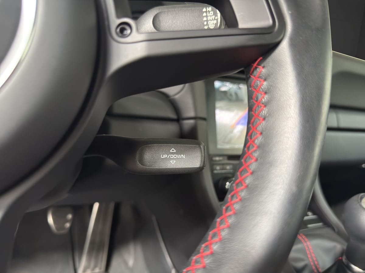Porsche 991 991.2 GT3 Touring foto 17