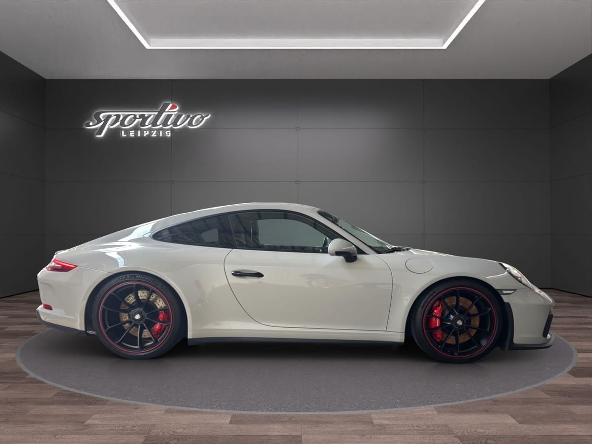 Porsche 991 991.2 GT3 Touring foto 6