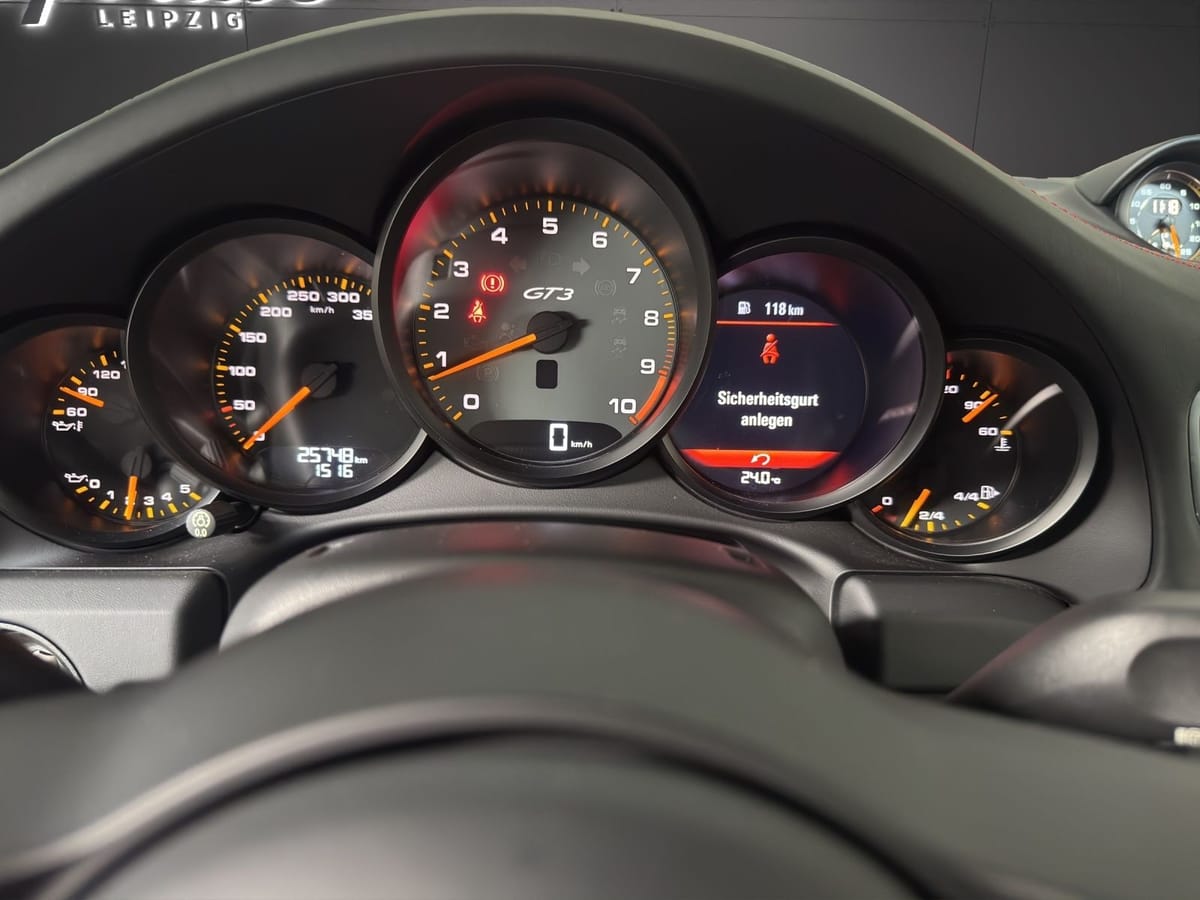 Porsche 991 991.2 GT3 Touring foto 10