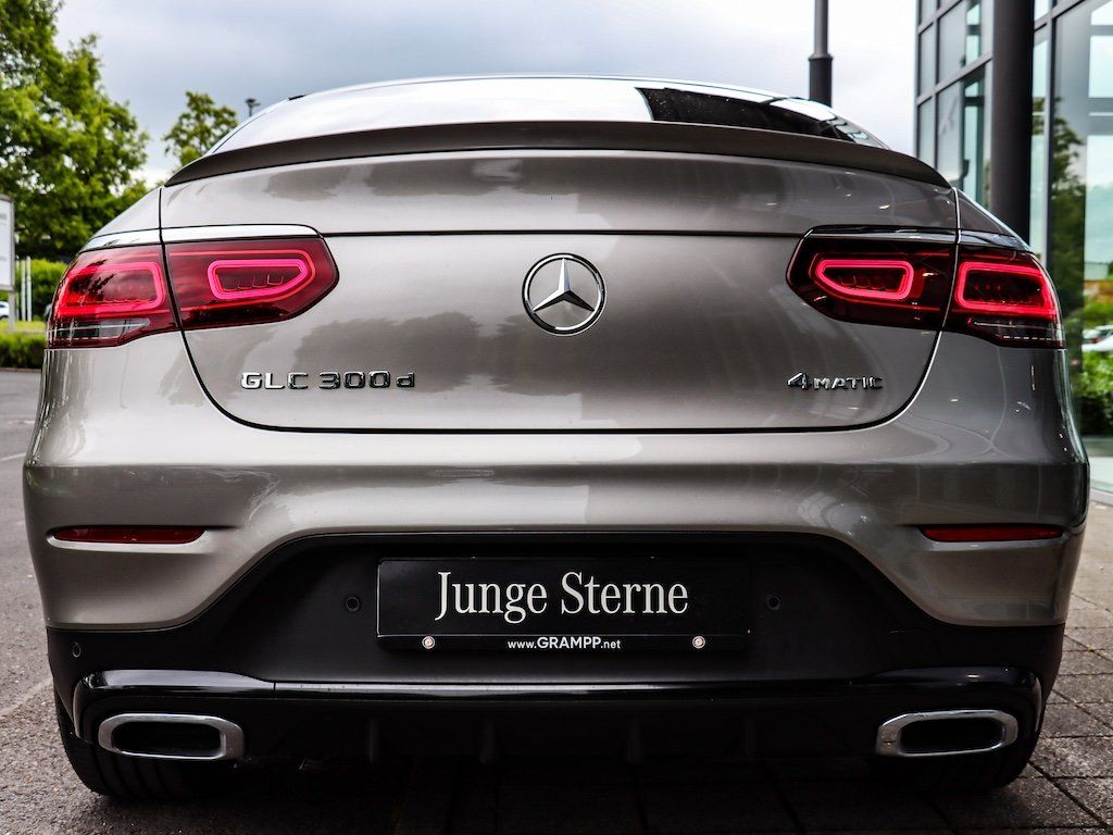 Mercedes-Benz GLC 300 d 4M Coupé AMG Air-Body Tempomat HUD foto 4