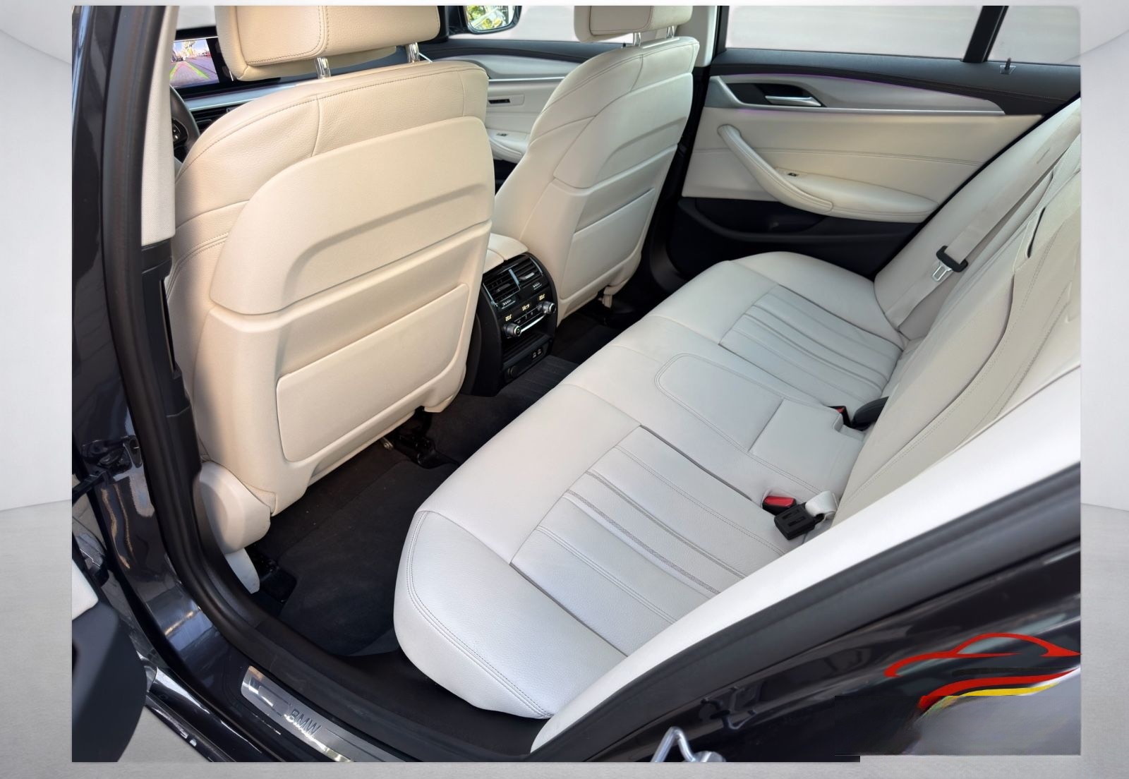 BMW 530d Luxury Line/Laser/Leder/KeyLessGo/Kamera/ foto 12