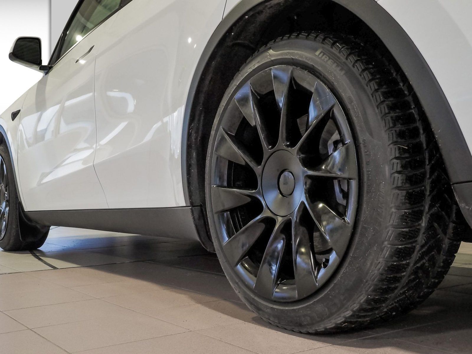 Tesla MODEL Y - Basis RWD 60 kWh -Navi*Kamera*Panorama foto 7