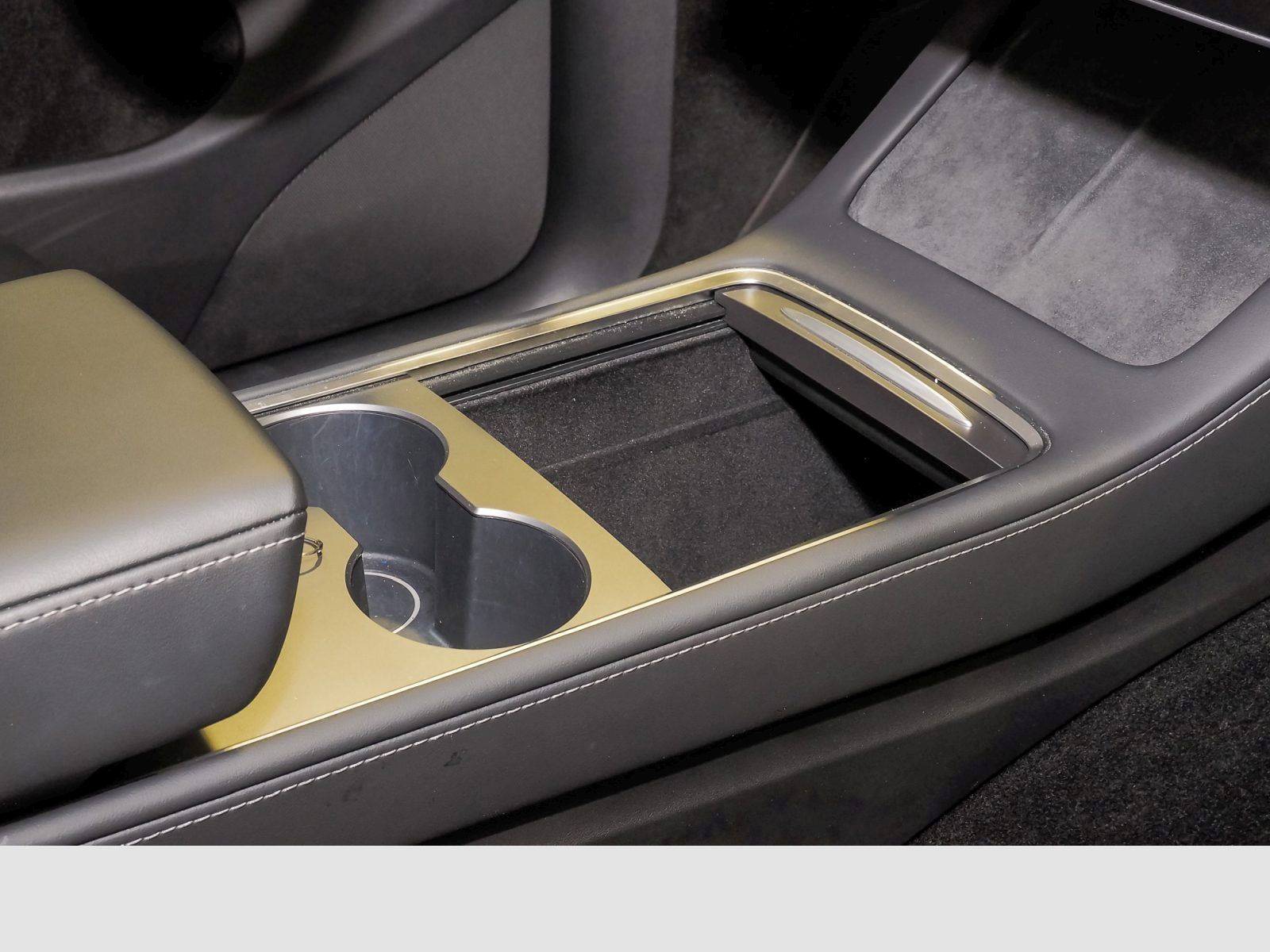 Tesla MODEL Y - Basis RWD 60 kWh -Navi*Kamera*Panorama foto 10